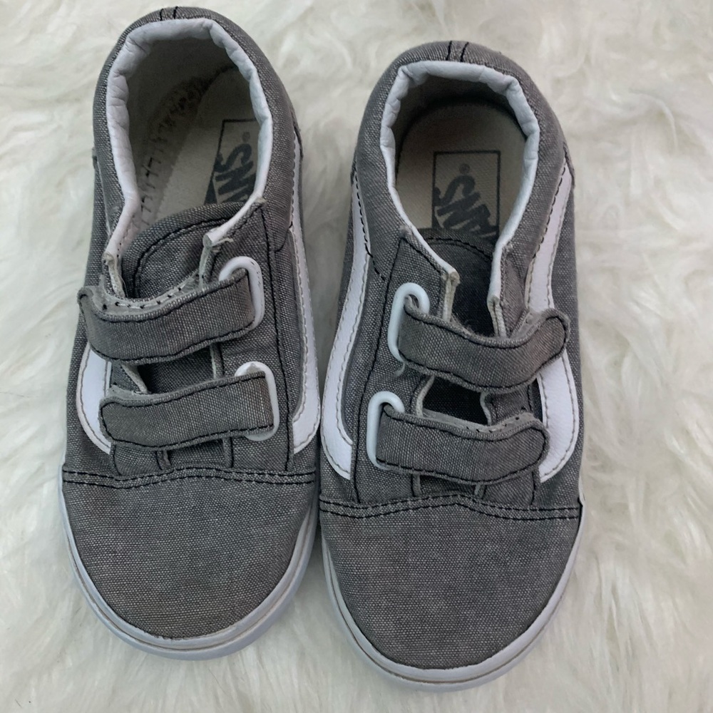 Kid’s Vans Size 10